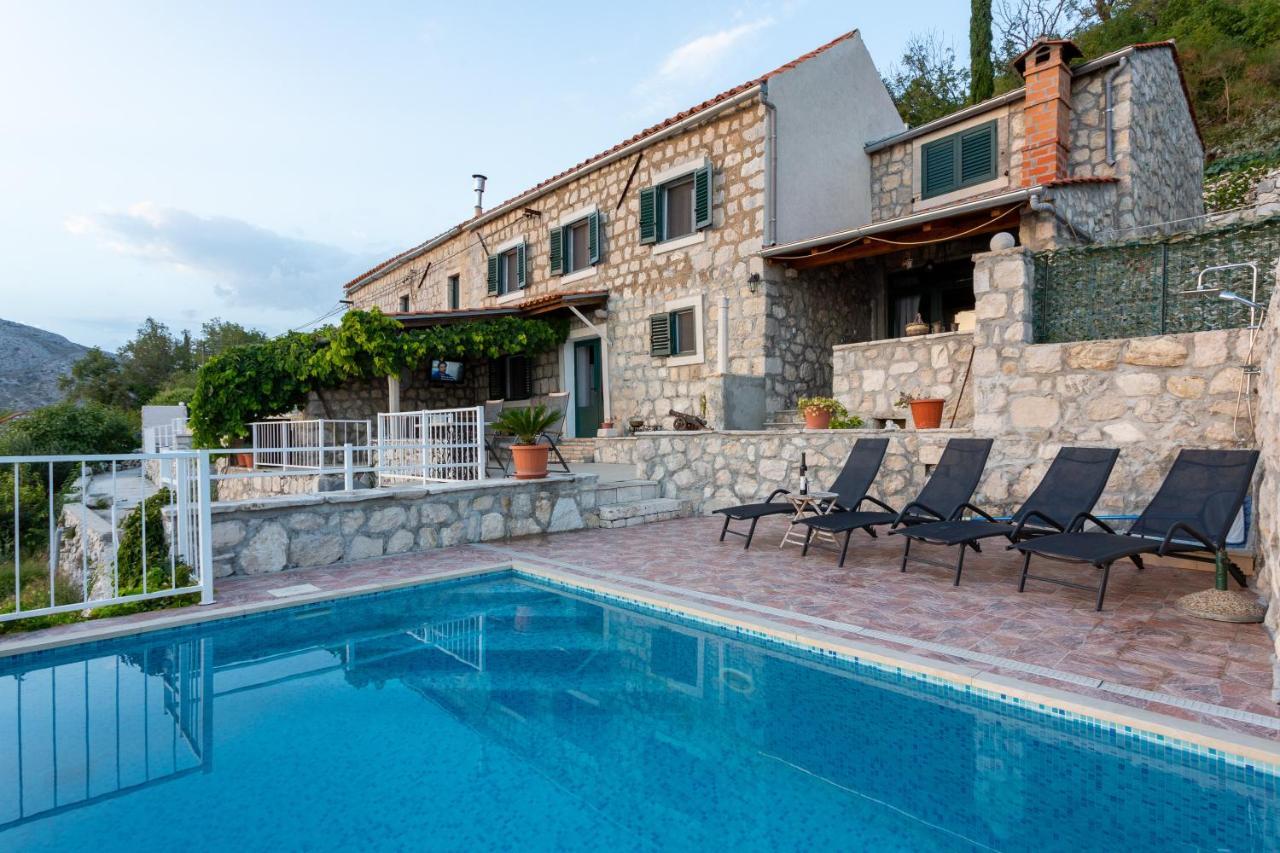 Village House Ana Dubravica ภายนอก รูปภาพ